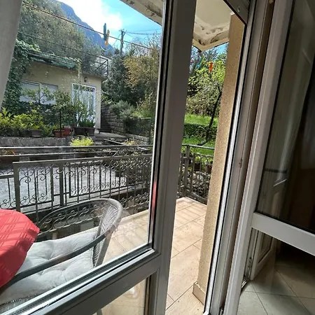 Studio On The Coast, With A View Of The Sunrise,Free We-Fi Kotor Buitenkant foto